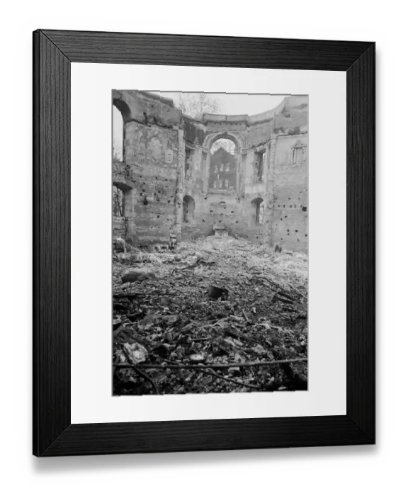 Framed Print : Bomb Damage, St Clement Danes, City of Westminster. 14TH mAY 1941 Framed Print : Bomb Damage, St Clement Danes, City of Westminster. 14TH mAY 1941