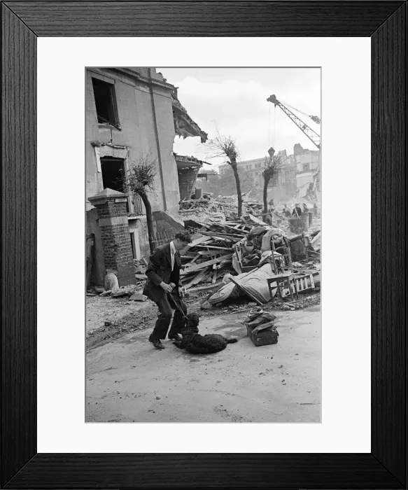 Framed Print : Air Raid damage at Kentish Town, London, 19th June 1944 Framed Print : Air Raid damage at Kentish Town, London, 19th June 1944