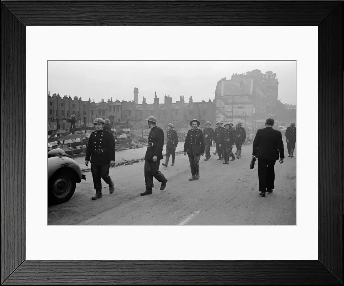 Framed Print : V1 (Robotplane) damage at Waterloo Station, 23rd June 1944 Framed Print : V1 (Robotplane) damage at Waterloo Station, 23rd June 1944