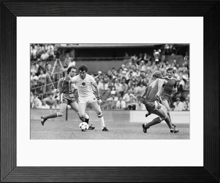 Framed Print : European Cup Final at De Kuip Staium in Rotterdam. Aston Villa 1 v Bayern Munich 0 Framed Print : European Cup Final at De Kuip Staium in Rotterdam. Aston Villa 1 v Bayern Munich 0