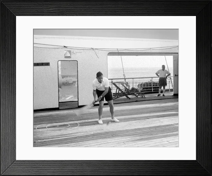Framed Print : English cricket team in Australia in 1958 / 59. Vice Captain Colin Cowdrey Framed Print : English cricket team in Australia in 1958 / 59. Vice Captain Colin Cowdrey