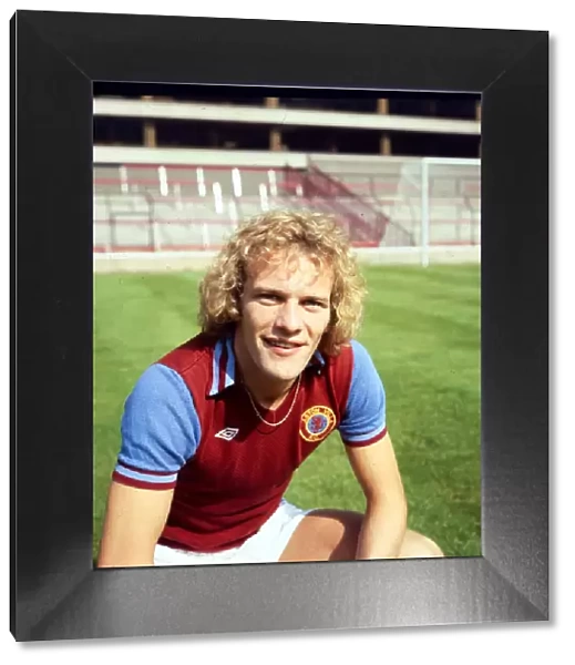 Andy Gray Aston Villa Football player August 1978