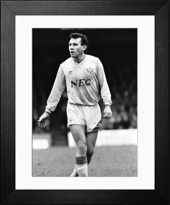 Framed Print : FA Cup Fifth Round match at Plough Lane. Wimbledon 3 v Everton 1 Framed Print : FA Cup Fifth Round match at Plough Lane. Wimbledon 3 v Everton 1