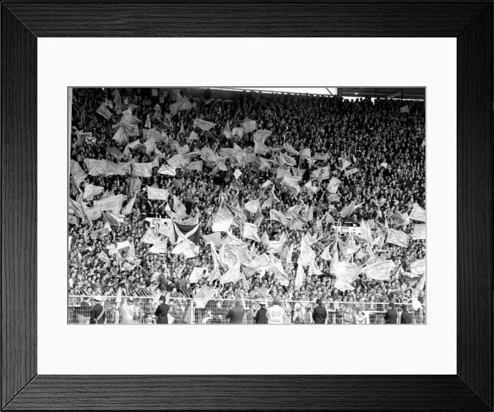 Framed Print : Home Internationals 1980 / 81 Season, England v Scotland at Wembley Framed Print : Home Internationals 1980 / 81 Season, England v Scotland at Wembley