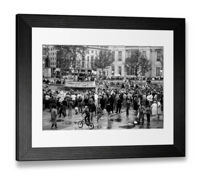 Framed Print : Football Home Internationals 1980 / 81 Season England v Scotland, Wembley Framed Print : Football Home Internationals 1980 / 81 Season England v Scotland, Wembley
