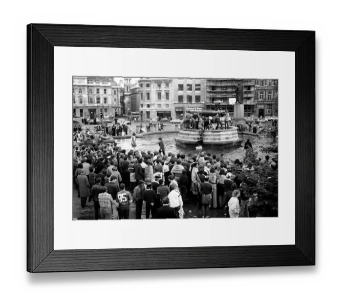 Framed Print : Football Home Internationals 1980 / 81 Season England v Scotland, Wembley Framed Print : Football Home Internationals 1980 / 81 Season England v Scotland, Wembley