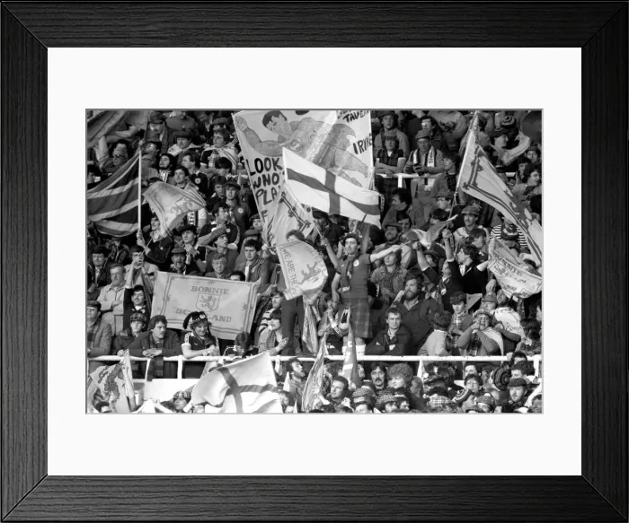 Framed Print : Home Internationals 1980 / 81 Season, England v Scotland at Wembley Framed Print : Home Internationals 1980 / 81 Season, England v Scotland at Wembley