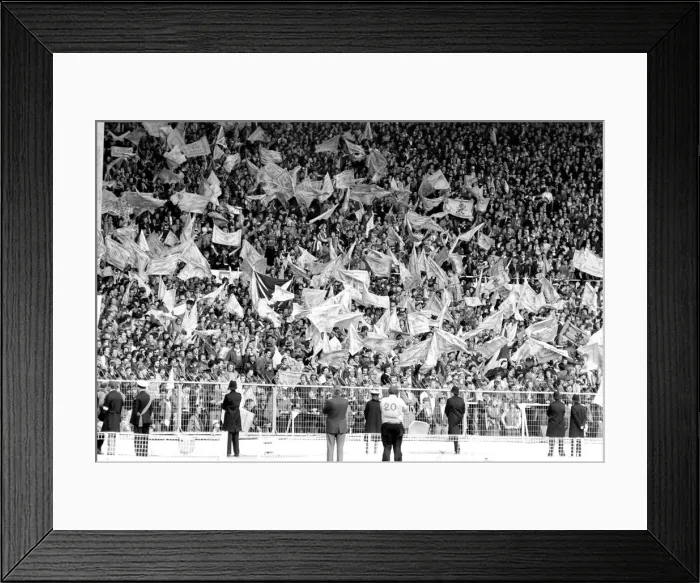 Framed Print : Home Internationals 1980  /  81 Season, England v Scotland at Wembley