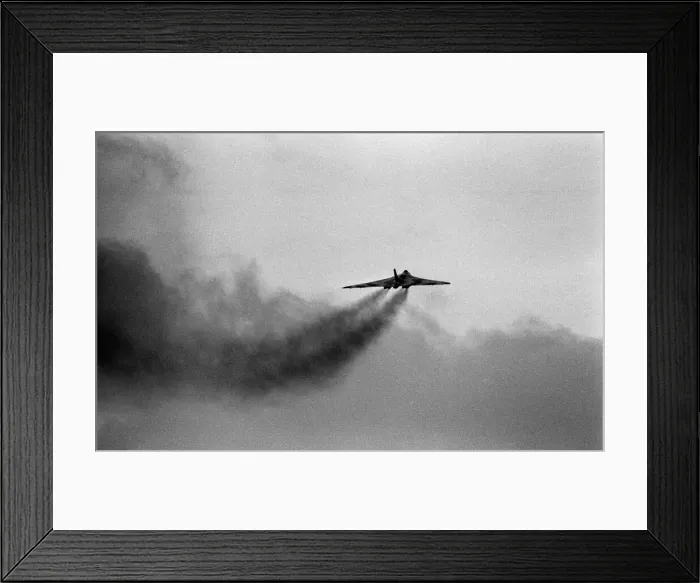 Framed Print : Avro Vulcan Bombers at RAF Station 12th February 1965