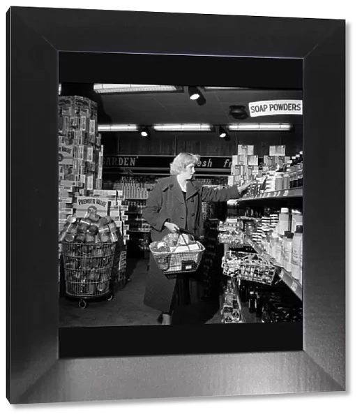 Housewife shopping in Modern Supermarket in North Finchley London April 1958 Mrs P