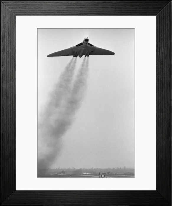 Framed Print : Avro Vulcan Bombers at RAF Station 12th February 1965