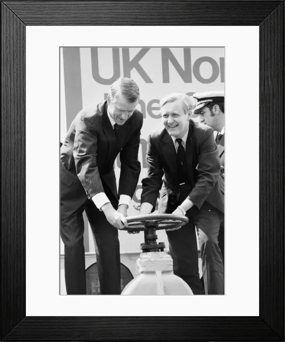 Framed Print : In a symbollic gesture, Energy Minister Anthony Wedgwood-Benn Framed Print : In a symbollic gesture, Energy Minister Anthony Wedgwood-Benn