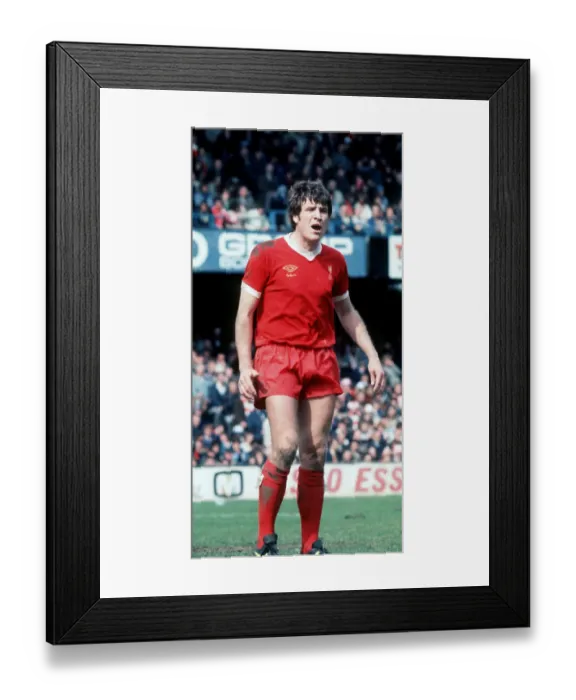 Framed Print : English League Division One match at Loftus Road. Queens Park Rangers 1 v