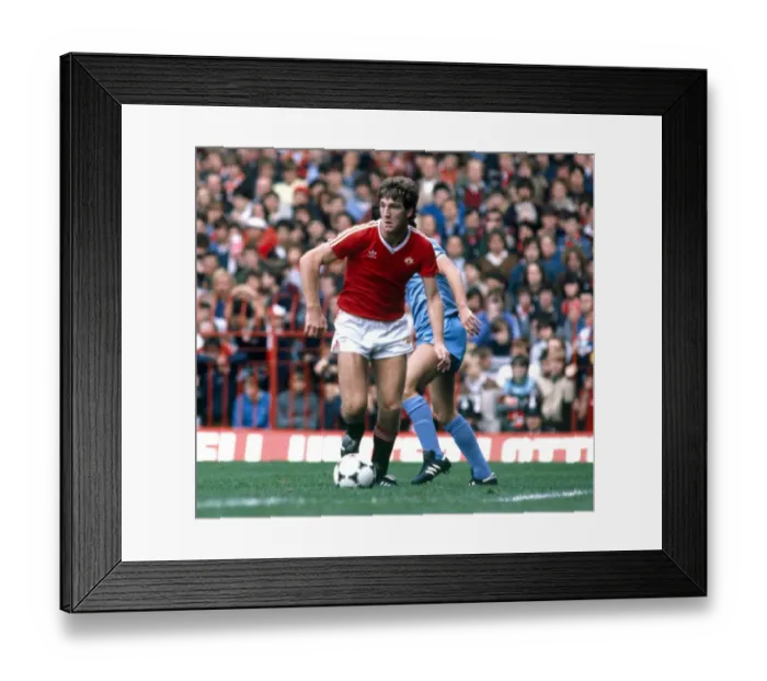 Framed Print : Norman Whiteside of Manchester United in action during their league division one match Framed Print : Norman Whiteside of Manchester United in action during their league division one match