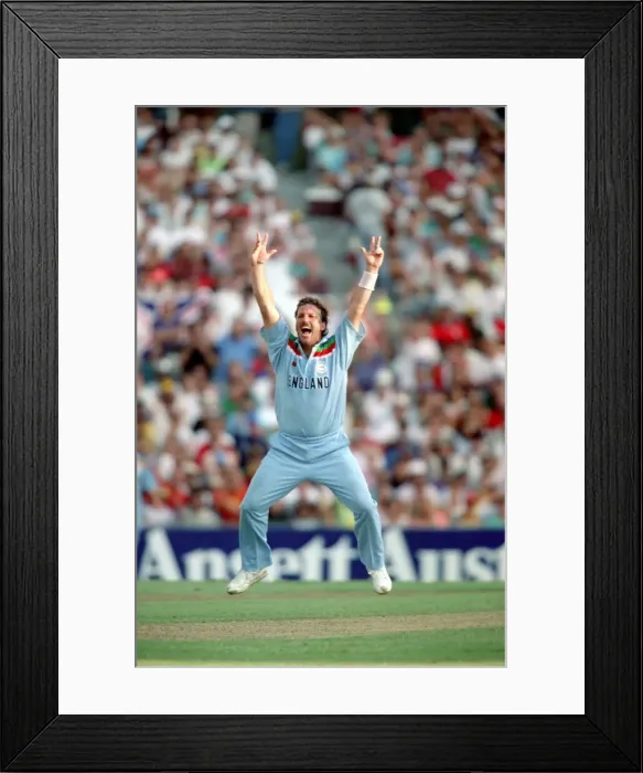 Framed Print : Cricket World Cup 1992 - Australia: Australia v. England at Sydney Framed Print : Cricket World Cup 1992 - Australia: Australia v. England at Sydney