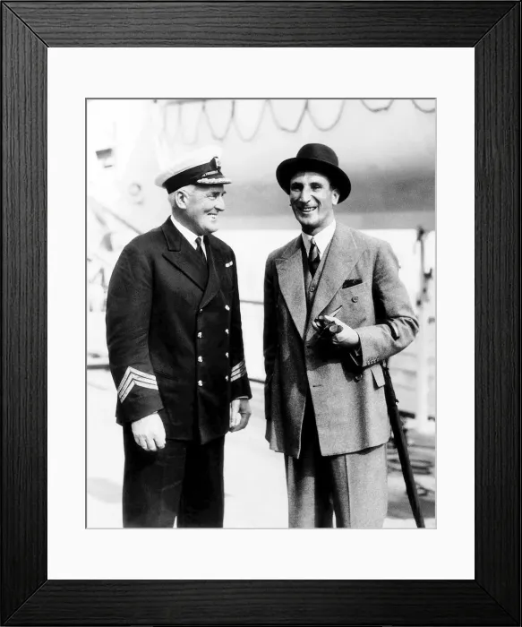 Framed Print : Douglas Jardine Captain of the England Cricket team Sept 1932 with Captain O Framed Print : Douglas Jardine Captain of the England Cricket team Sept 1932 with Captain O