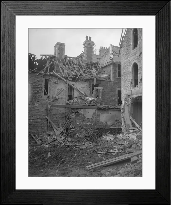 Framed Print : General scene showing destruction to residential housing following an air raid