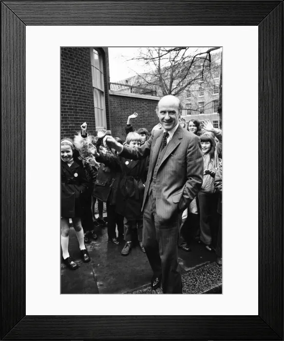 Framed Print : Chancellor of the Exchequer Anthony Barber goes for a short walk into the Minister Framed Print : Chancellor of the Exchequer Anthony Barber goes for a short walk into the Minister