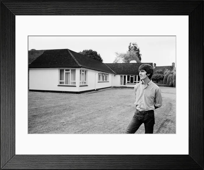 Framed Print : The Beatles George harrison at home in Esher 17th July 1964 Framed Print : The Beatles George harrison at home in Esher 17th July 1964