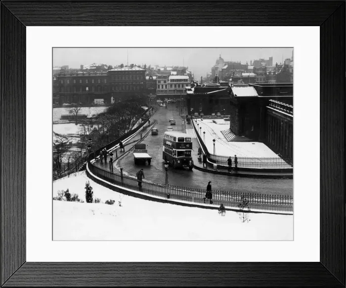 Framed Print : The Mound Edinburgh where the new road under surface heating system was hailed a success