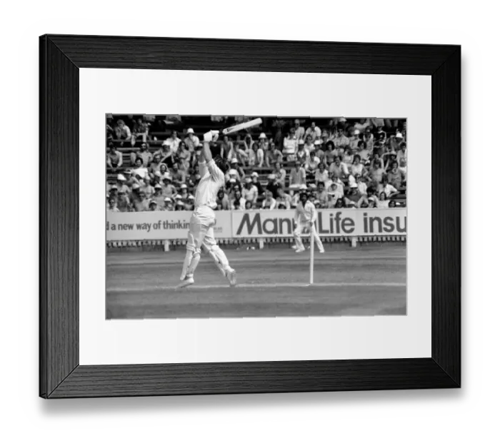 Framed Print : England v. Pakistan: Test Cricket. June 1978 78-2795-015 Framed Print : England v. Pakistan: Test Cricket. June 1978 78-2795-015