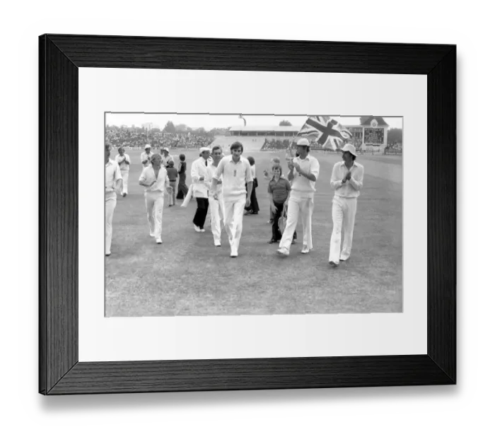 Framed Print : Test match: England vs. Pakistan. June 1978 Framed Print : Test match: England vs. Pakistan. June 1978