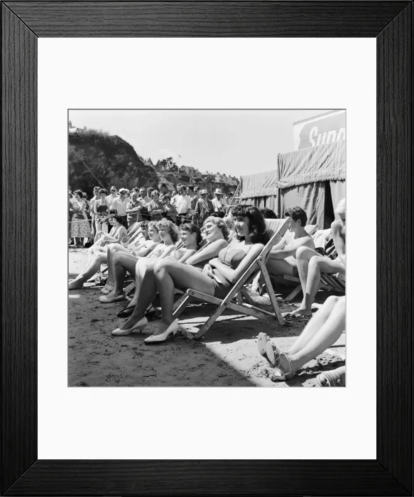 Framed Print : Sunday Pictorial Pictorial Beach Contest. Weston-Super-Mare. 15th July 1958 Framed Print : Sunday Pictorial Pictorial Beach Contest. Weston-Super-Mare. 15th July 1958