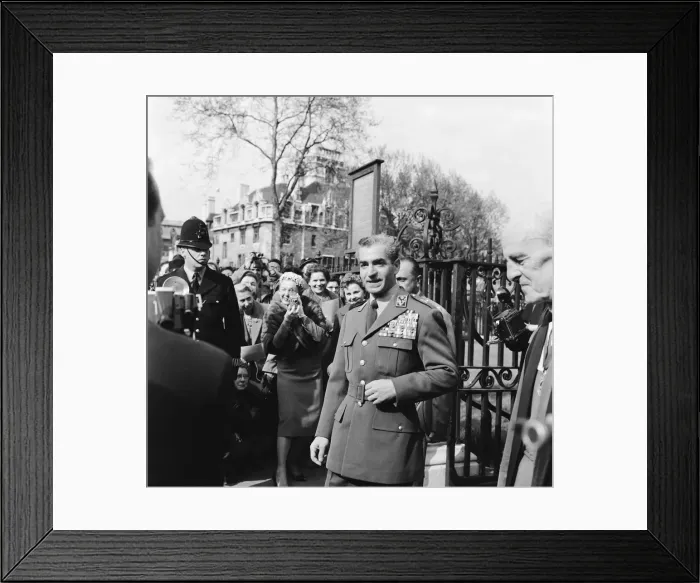 Framed Print : Mohammad-Reza Shah Pahlavi, the Shah of Iran, pays a visit to Westminster Abbey to lay a Framed Print : Mohammad-Reza Shah Pahlavi, the Shah of Iran, pays a visit to Westminster Abbey to lay a