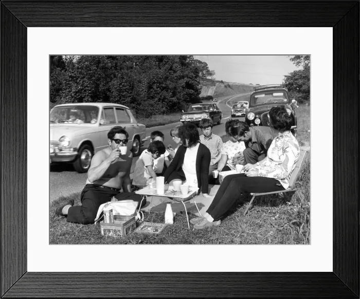 Framed Print : The Williams family picnicing on the main Newton Abbot to Plymouth Road Framed Print : The Williams family picnicing on the main Newton Abbot to Plymouth Road