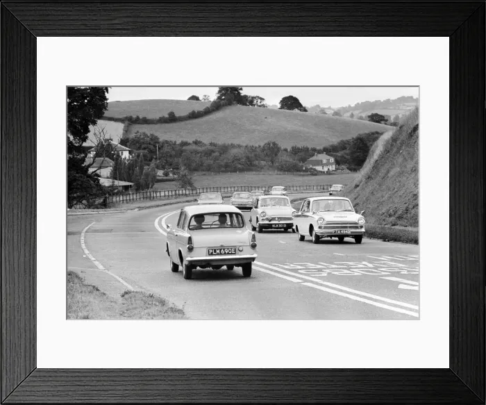 Framed Print : Scenes on the Exeter by pass as holidaymakers head for the South Coast