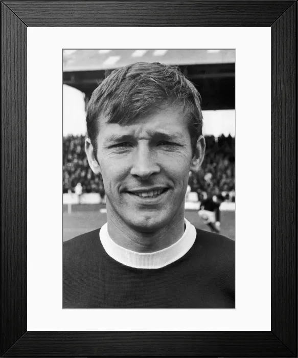 Framed Print : Alex Ferguson Falkirk FC 5th Septenber 1970 Local Caption watscan - 05 / 08 / 2010 Framed Print : Alex Ferguson Falkirk FC 5th Septenber 1970 Local Caption watscan - 05 / 08 / 2010