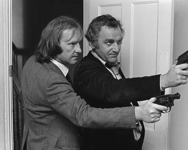 Detective Sergeant George Carter (left played by Dennis Waterman