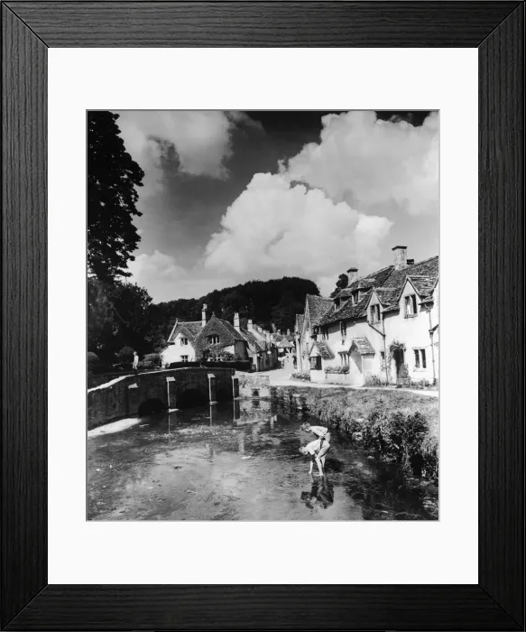 Framed Print : Castle Combe Wiltshire Framed Print : Castle Combe Wiltshire