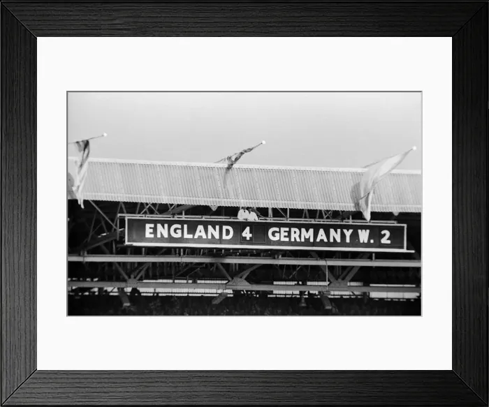 Framed Print : 1966 World Cup Final at Wembley Stadium. England 4 v West Germany 2 after extra Framed Print : 1966 World Cup Final at Wembley Stadium. England 4 v West Germany 2 after extra