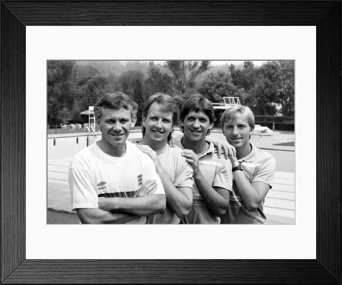Framed Print : Englands four Everton footballers pose together at the Reforma Club in Mexico City Framed Print : Englands four Everton footballers pose together at the Reforma Club in Mexico City