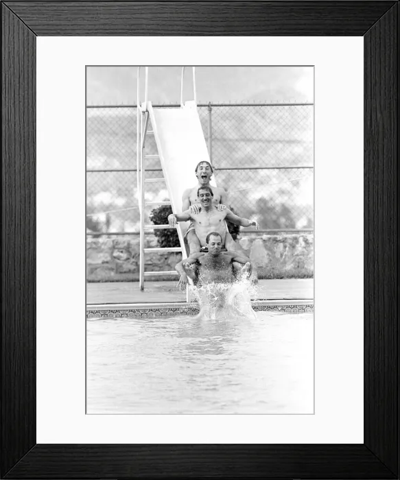 Framed Print : England footballers top to bottom: Terry Butcher, Kenny Sansom Framed Print : England footballers top to bottom: Terry Butcher, Kenny Sansom