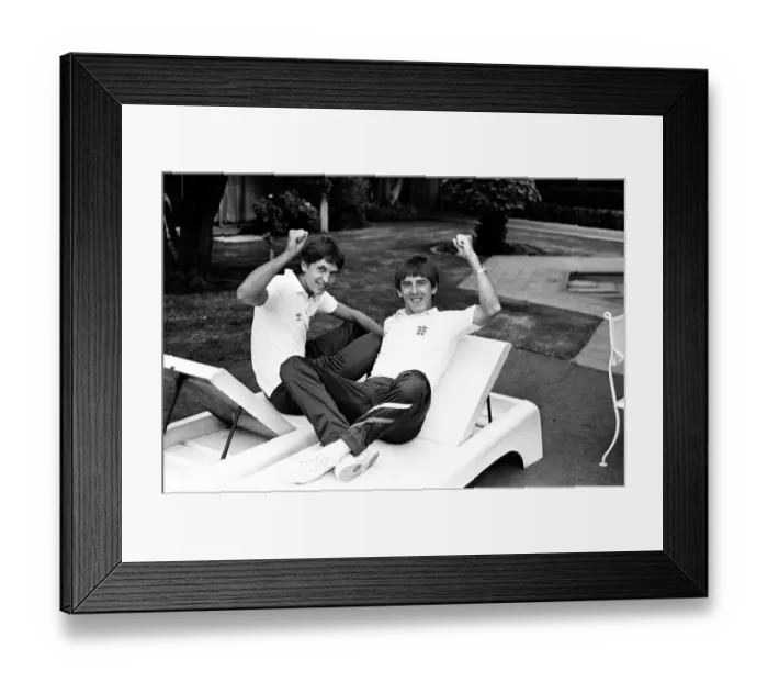Framed Print : England footballers Gary Lineker (left) and Peter Beardsley at the team base in Mexico Framed Print : England footballers Gary Lineker (left) and Peter Beardsley at the team base in Mexico