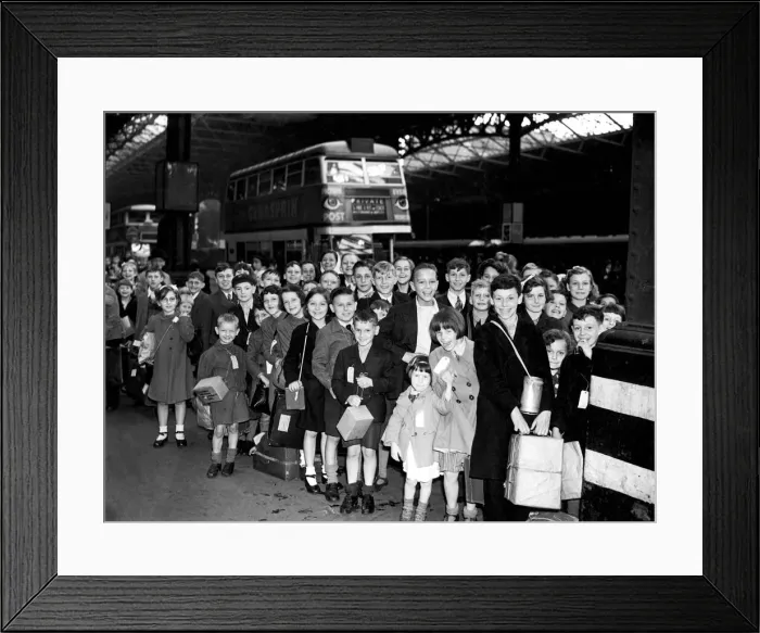 Framed Print : Group of children at a London Station ready to leave for the safety of the countryside Framed Print : Group of children at a London Station ready to leave for the safety of the countryside