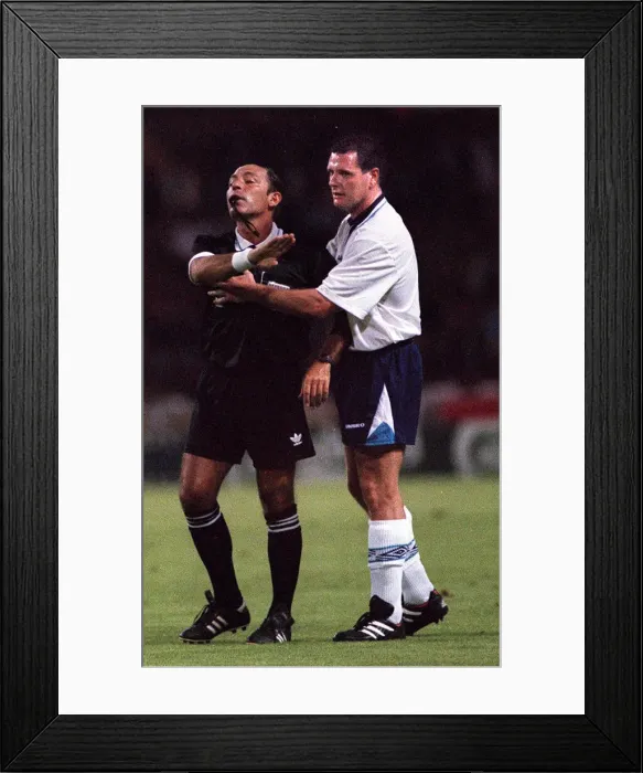 Framed Print : England footballer Paul Gascoigne talking to referee Batta during his side