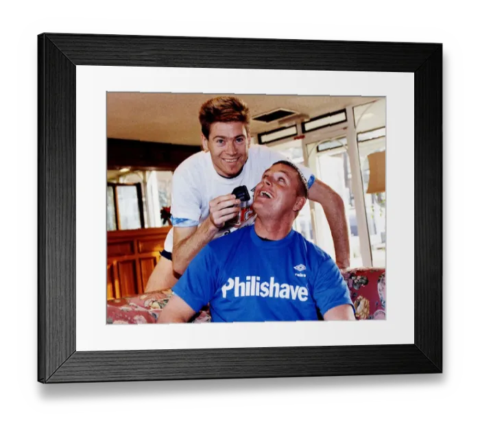 Framed Print : Footballer Paul Gascoigne with Tottenham and England teammate Chris Waddle
