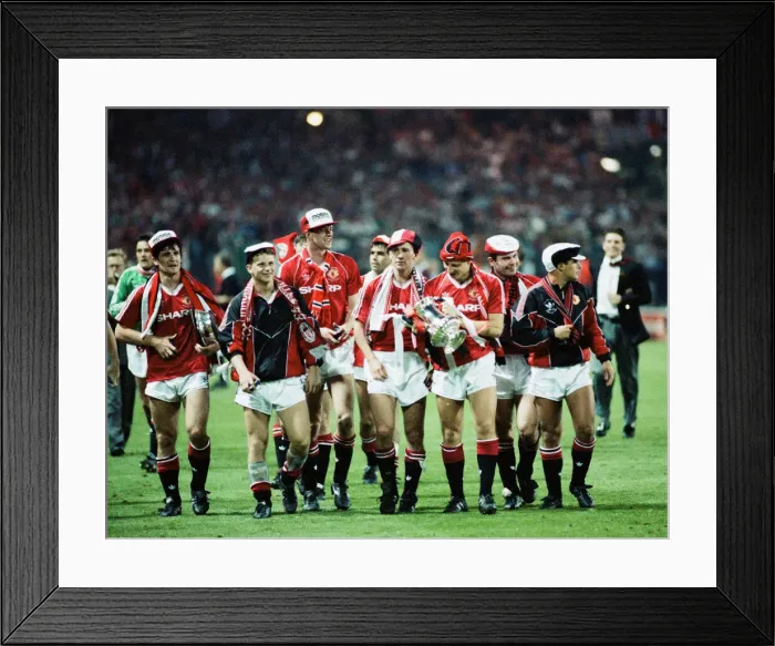 Framed Print : Manchester United v Crystal Palace FA Cup Final Replay at Wembley Stadium Framed Print : Manchester United v Crystal Palace FA Cup Final Replay at Wembley Stadium