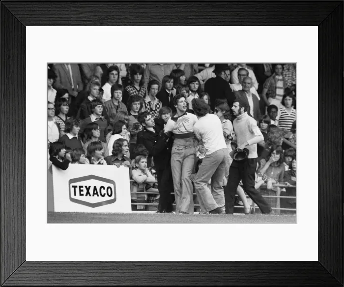 Framed Print : Texaco Cup First Round Group 2 match at Kenilworth Road