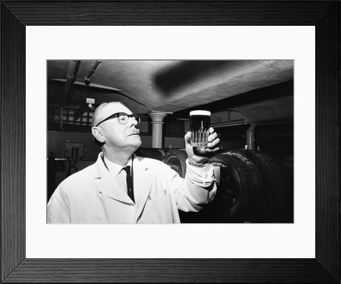 Framed Print : General views of Tetley Beer Brewery, Leeds, South Yorkshire Framed Print : General views of Tetley Beer Brewery, Leeds, South Yorkshire