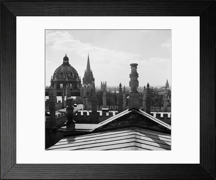 Framed Print : A general view across the rooftops of Oxford. Circa 1950 Framed Print : A general view across the rooftops of Oxford. Circa 1950