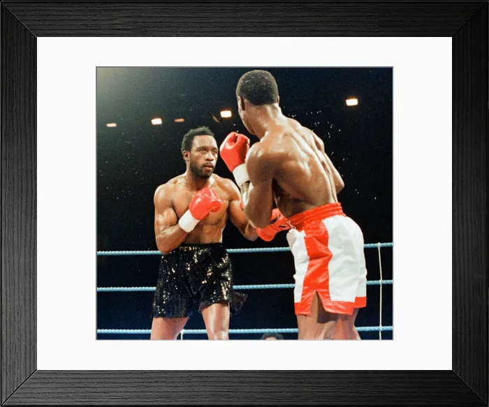 Framed Print : Action from the Chris Eubank v Nigel Benn fight at the NEC in Birmingham Framed Print : Action from the Chris Eubank v Nigel Benn fight at the NEC in Birmingham