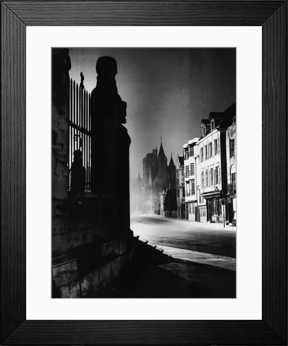 Framed Print : Steps at the entrance to the Sheldonian Theatre in Oxford. 24th March 1935 Framed Print : Steps at the entrance to the Sheldonian Theatre in Oxford. 24th March 1935