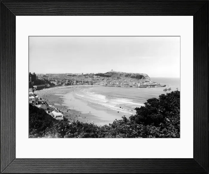 Framed Print : General view across South Bay in Scarborough, Yorkshire. 13th July 1937 Framed Print : General view across South Bay in Scarborough, Yorkshire. 13th July 1937