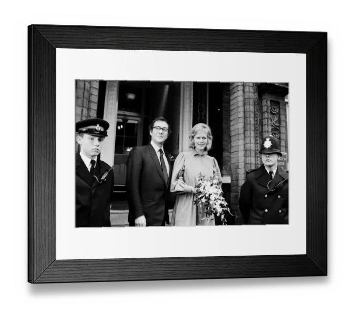 Framed Print : Wedding of playwright Harold Pinter and author Lady Antonia Fraser at Kensington Registry Framed Print : Wedding of playwright Harold Pinter and author Lady Antonia Fraser at Kensington Registry