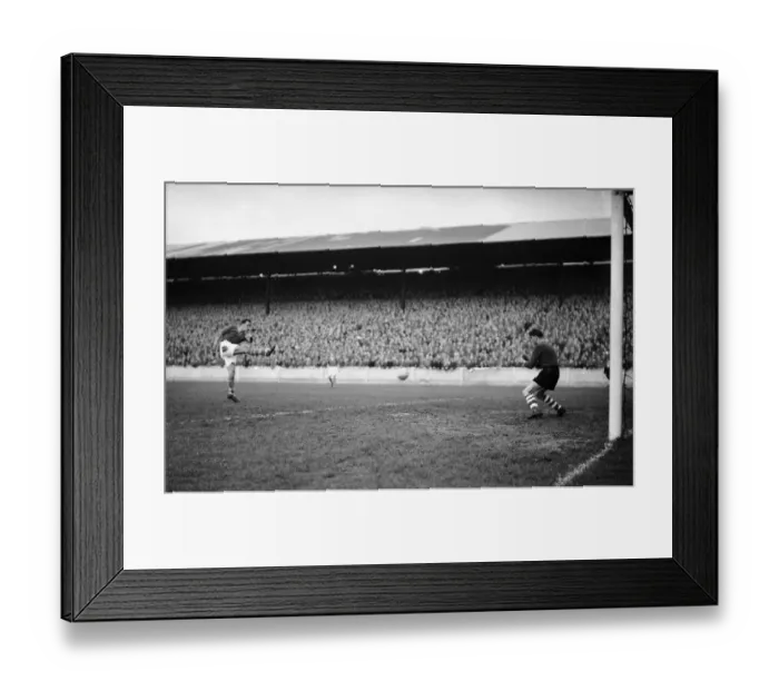 Framed Print : English League Division One match at Elland Road. Leeds United 3 v Sheffield Framed Print : English League Division One match at Elland Road. Leeds United 3 v Sheffield