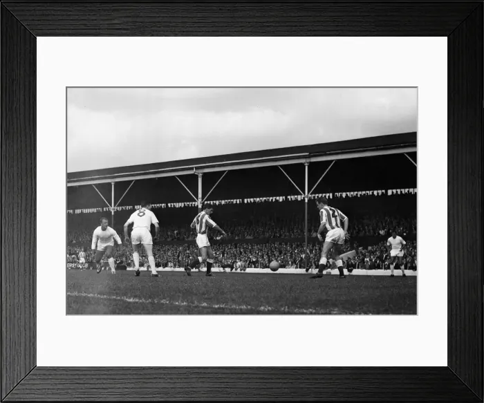 Framed Print : English League Division Two match at the Victoria Ground Framed Print : English League Division Two match at the Victoria Ground